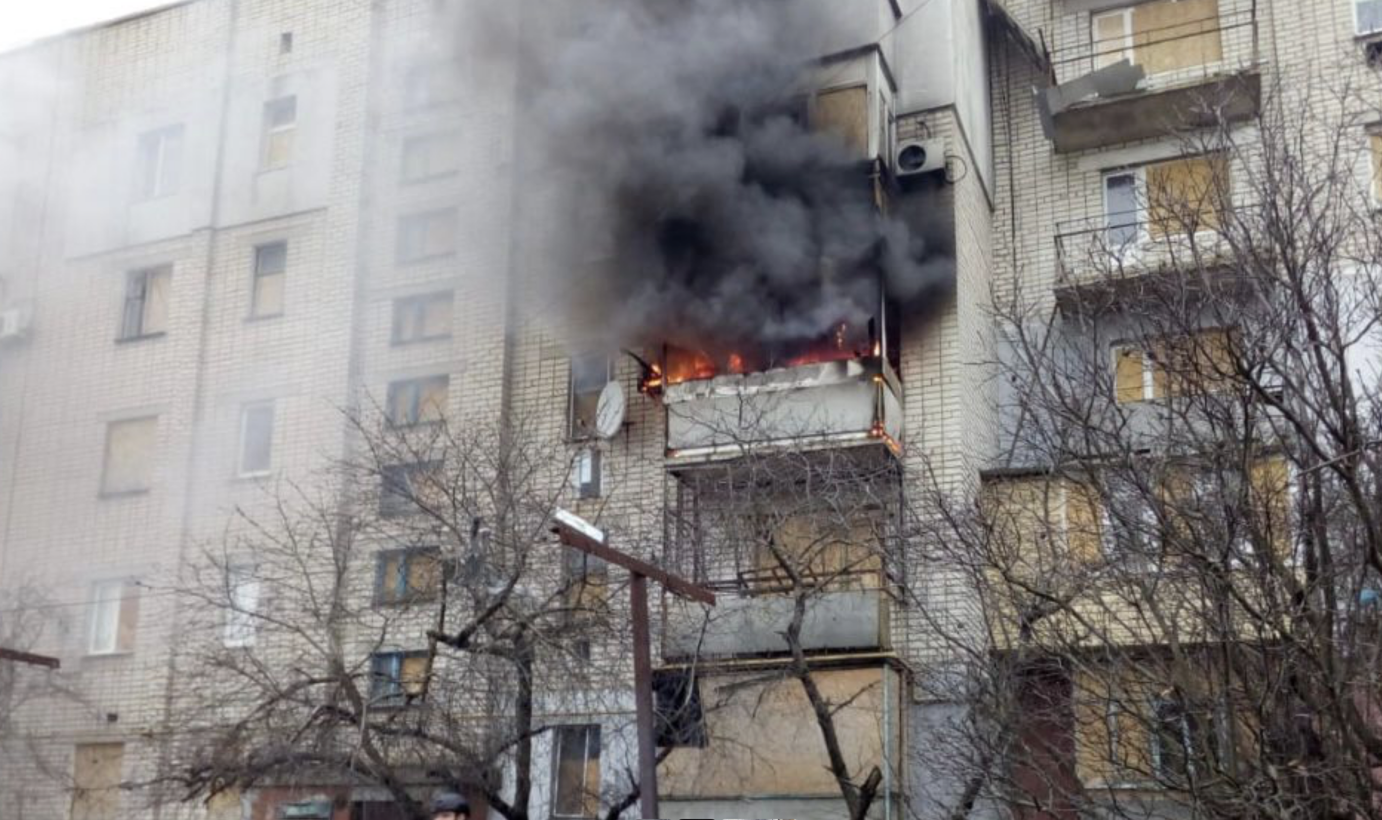 Наслідки удару по Білозерці під Херсоном. Фото ДСНС України